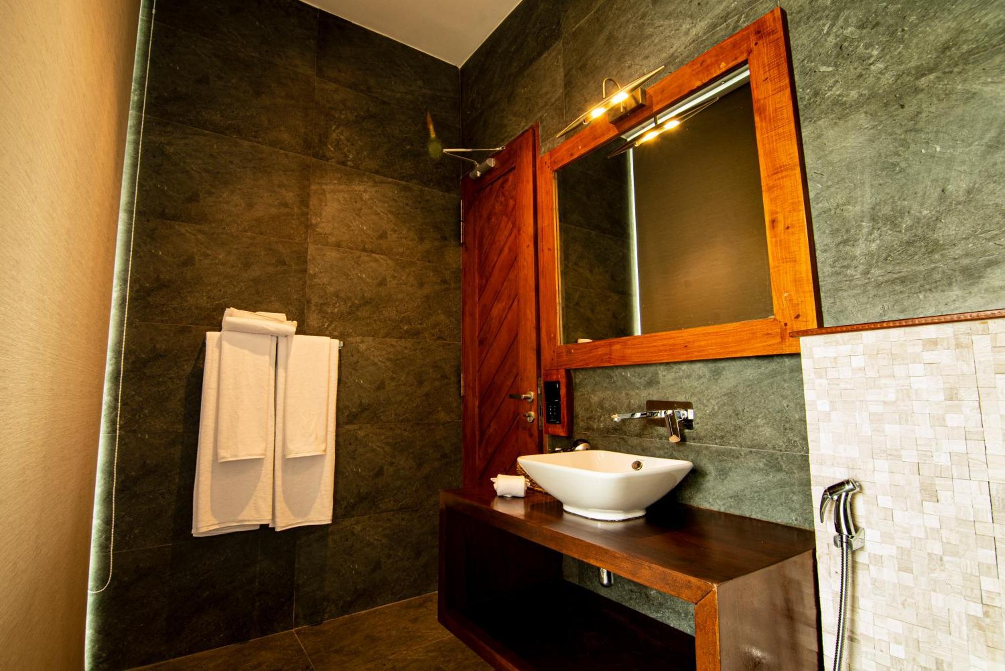 בנטוטה The Rockwall Boutique Hotel מראה חיצוני תמונה